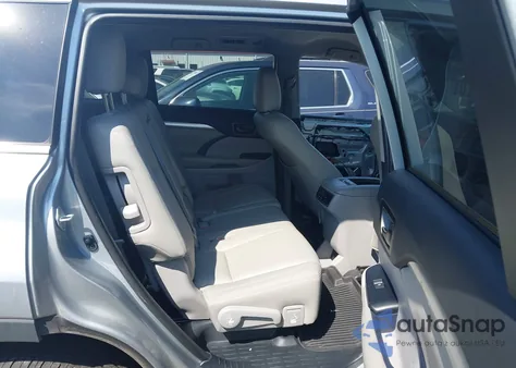 2019 Toyota Highlander Le из США, поврежденный, VIN 5TDZARFHXKS057151